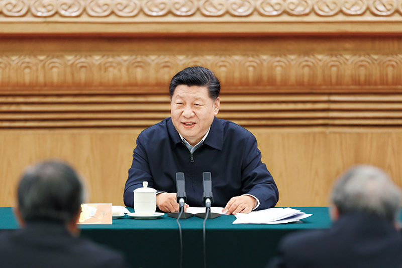 2019年3月18日,中共中央總書記、國家主席、中央軍委主席習近平在北京主持召開學校思想政治理論課教師座談會并發表重要講話。 新華社發 盛佳鵬/攝
